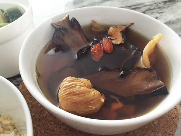 lao ban niang confinement herbal soup