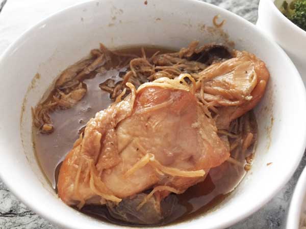 lao ban niang confinement herbal soup